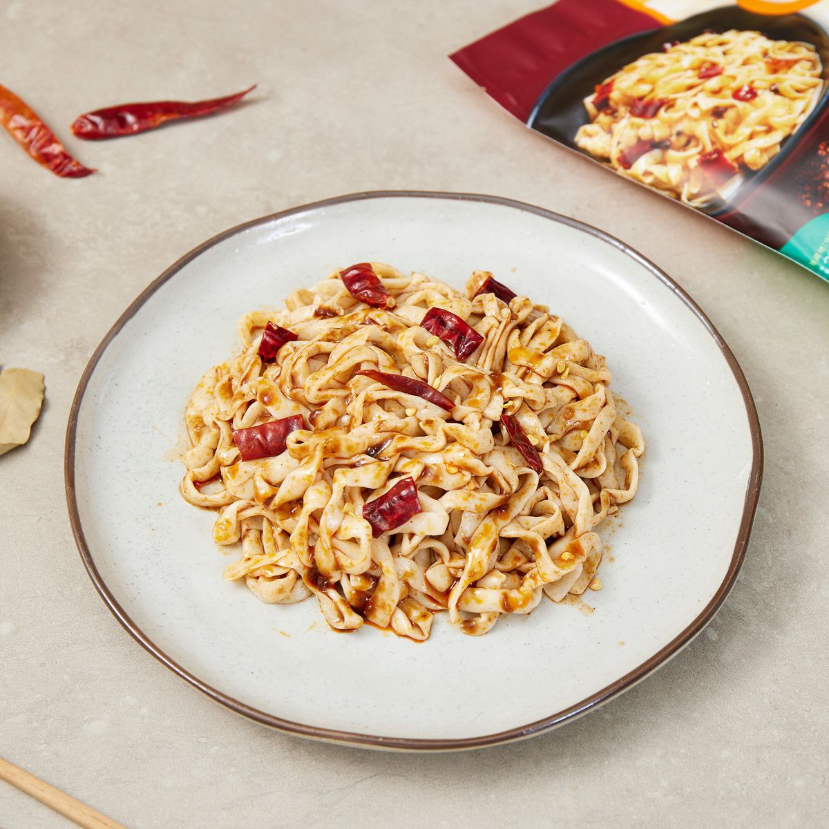 輕食時光 - 燕麥蒟蒻麵撈麵- 川椒麻辣味 2袋入